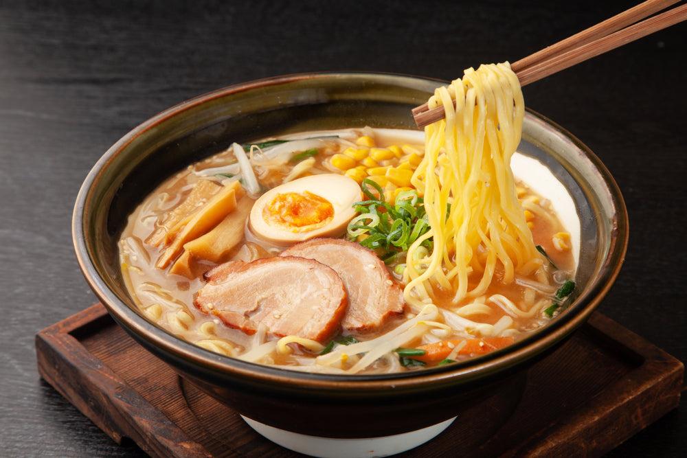 Top Drinks that Pair Well with Ramen Chips Liquor