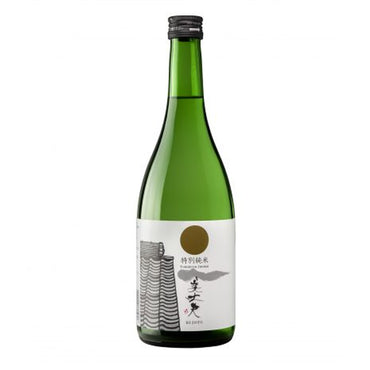 Hamakawa Shoten Brewery Bijofu The Gentleman Tokubetsu Junmai Sake