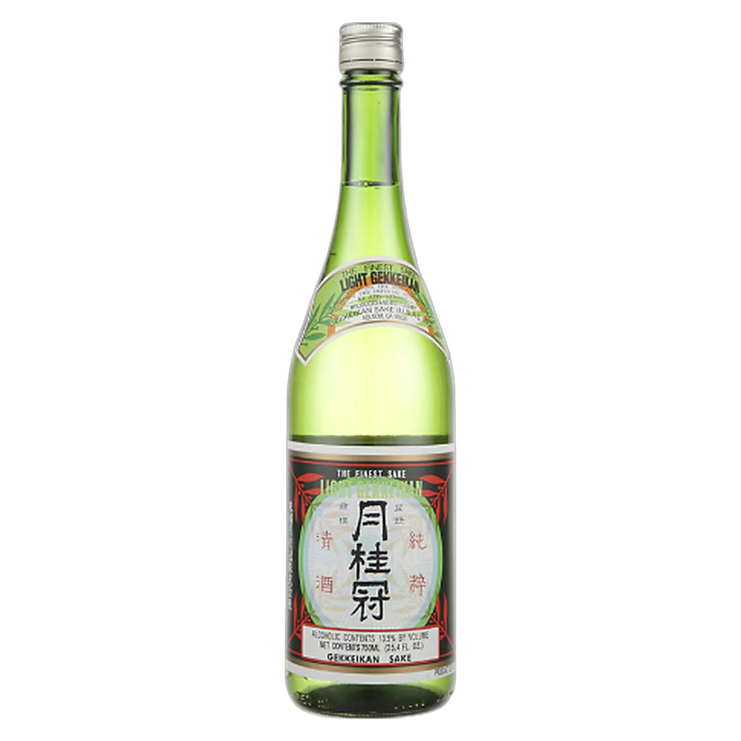 Gekkeikan Light Sake 750ml bottle