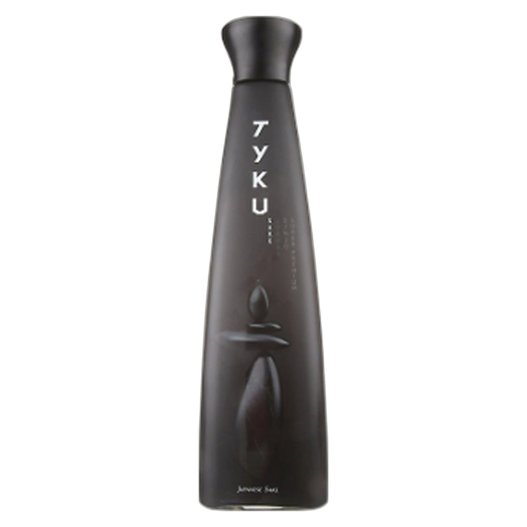 TYKU Black Junmai Ginjo Super Premium Sake 720ml bottle